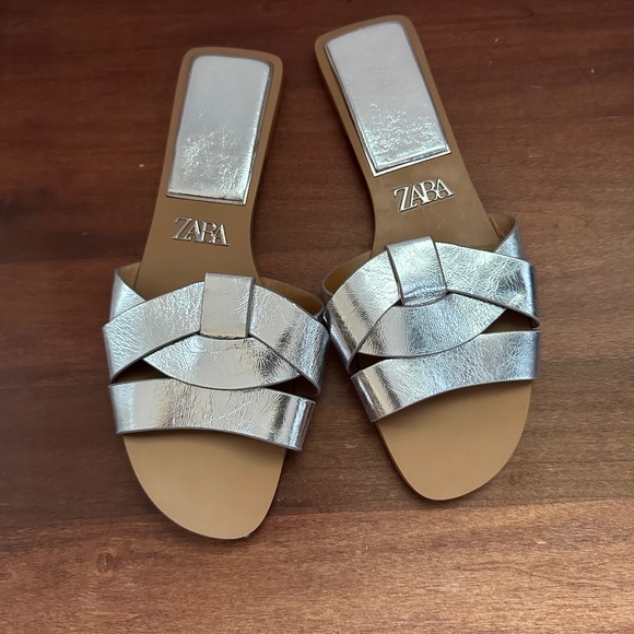 Zara Silver Slide Sandals - size 38 - Picture 1 of 2